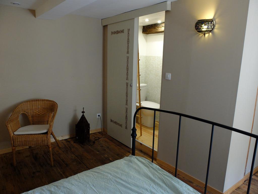 La Maison Du Voyageur Les Ilhes Szoba fotó